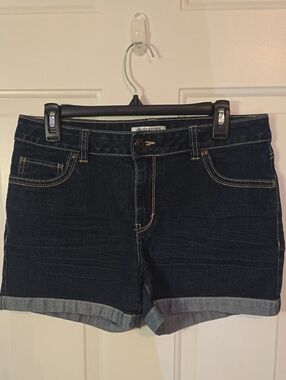 Versona Dark Indigo Cuffed Denim Shorts